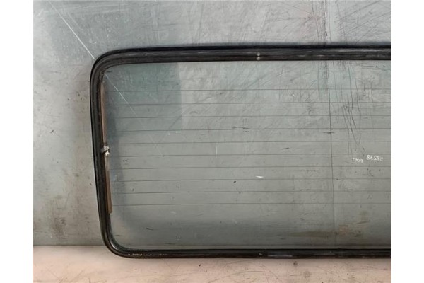 Recambio de luna trasero para seat marbella 0.8 ce referencia OEM IAM 7600BGNH  