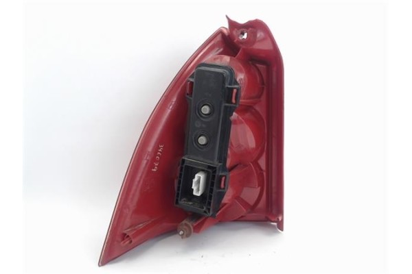 Recambio de piloto trasero derecho para peugeot 307 break (3e) 2.0 referencia OEM IAM 6351Q6  