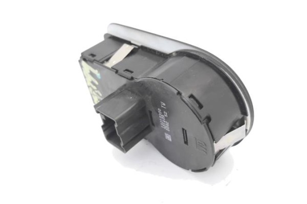 Recambio de conmutador luces para opel corsa d 1.2 referencia OEM IAM 13310330  