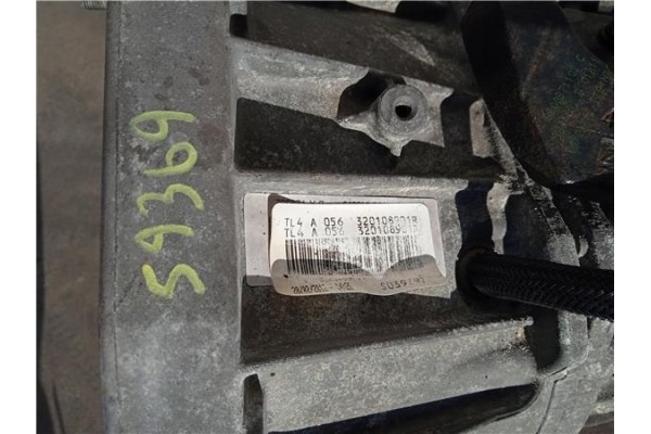 Recambio de caja cambios manual para renault megane iii sport tourer 1.5 dynamique referencia OEM IAM 320108243R  