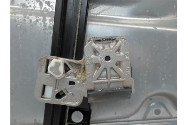 Recambio de elevalunas electrico delantero izquierdo para volkswagen golf iv berlina (1j1) referencia OEM IAM   