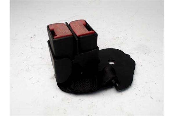 Recambio de anclaje cinturon trasero izquierdo para renault clio ii fase i (b/cb0) 1.5 dci (b/cb07) referencia OEM IAM 820068404