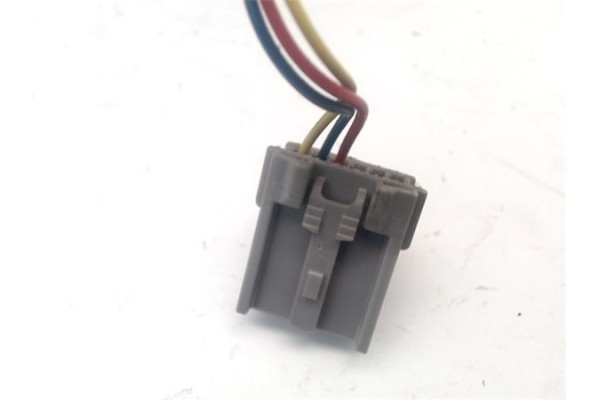 Recambio de retrovisor electrico izquierdo para nissan micra (k12e) 1.2 16v referencia OEM IAM 96302AX901  