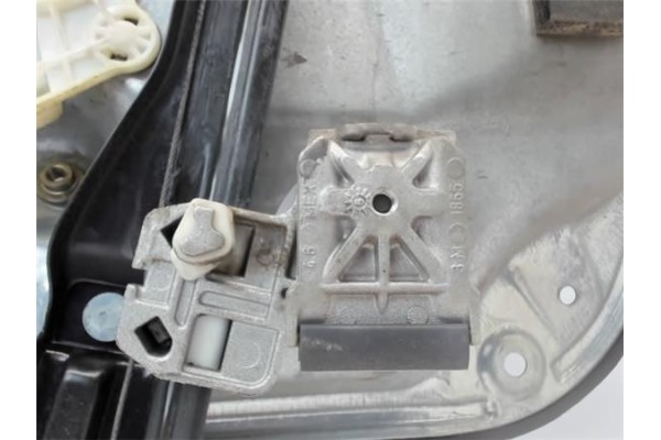 Recambio de elevalunas electrico delantero izquierdo para volkswagen golf iv berlina (1j1) referencia OEM IAM 1J3837461D LTVK702