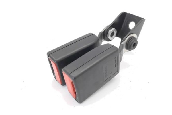 Recambio de anclaje cinturon trasero central para saab 9-3 berlina 1.9 tid referencia OEM IAM 12794564  