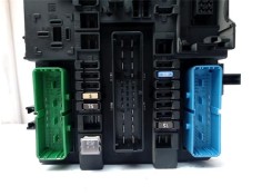 Recambio de caja fusibles/rele para opel astra h berlina 1.7 cdti referencia OEM IAM 13222173 5DK00866933 