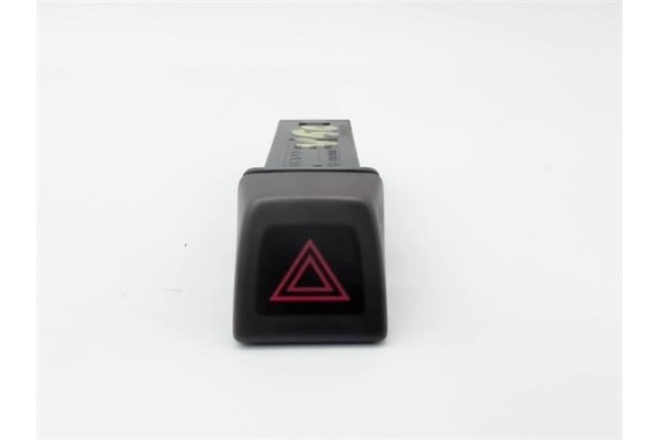 Recambio de interruptor luces emergencia para volvo v50 familiar 2.0 d referencia OEM IAM 38739296  