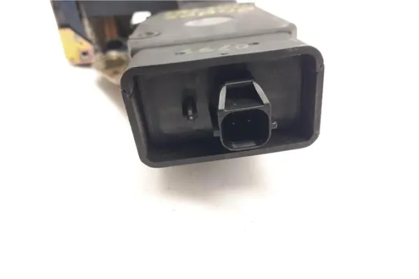 Recambio de cierre electromagnetico trasero derecho para volvo s40 berlina 1.8 i referencia OEM IAM 30850811  
