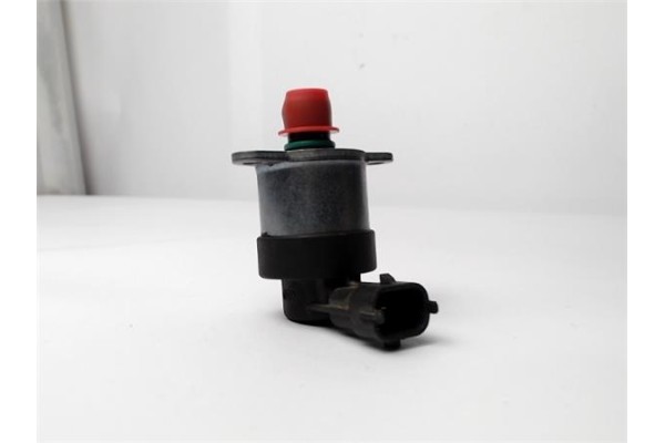 Recambio de regulador presion inyeccion para renault trafic ii 2.0 dci referencia OEM IAM 6351554169228 0928400 