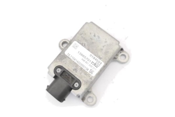 Recambio de centralita para saab 9-3 berlina 1.9 tid referencia OEM IAM 13665701  