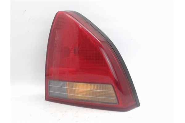 Recambio de piloto trasero derecho para honda prelude (bb1/2/3) referencia OEM IAM 0431150  