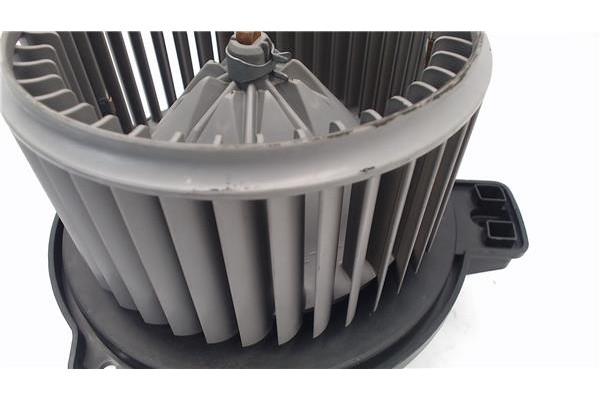 Recambio de motor calefaccion para kia rio (ub) 1.2 basic referencia OEM IAM B308830440 971111W100 