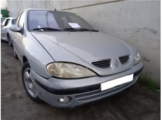 renault megane i classic (la0) del año 2000