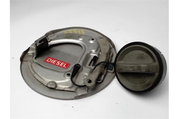 Recambio de tapa exterior combustible para toyota corolla verso (e12) 2.0 d4d referencia OEM IAM 7735064010  