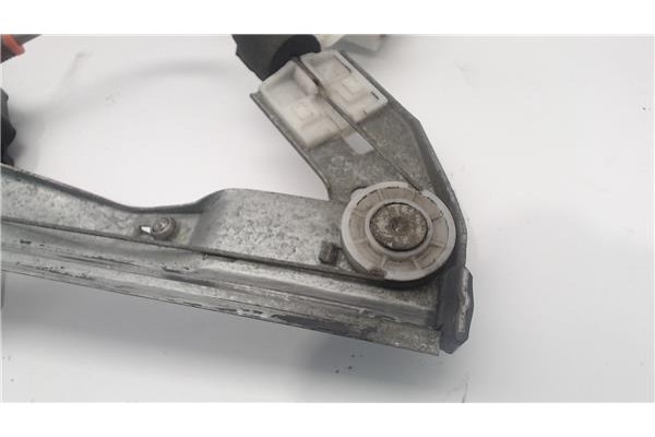 Recambio de mecanismo elevalunas delantero izquierdo para peugeot 206 referencia OEM IAM   