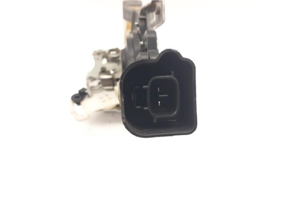 Recambio de cierre electromagnetico delantero derecho para toyota aygo (kgb/wnb) 1.0 básico referencia OEM IAM 690300H020  