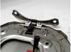 Recambio de tapa exterior combustible para toyota corolla verso (e12) 2.0 d4d referencia OEM IAM 7735064010  