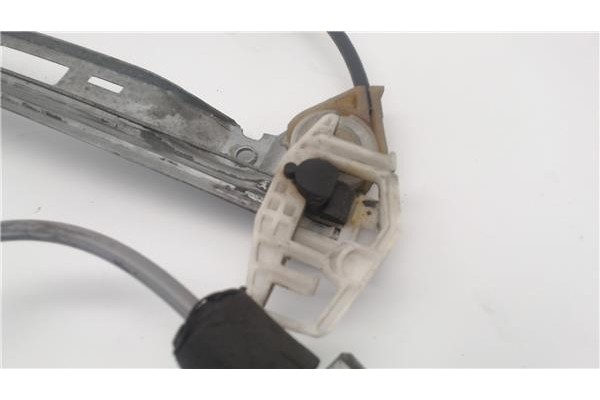 Recambio de mecanismo elevalunas delantero izquierdo para peugeot 206 referencia OEM IAM   