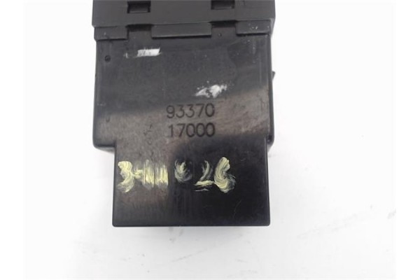 Recambio de conjunto interruptores para hyundai matrix (fc) referencia OEM IAM 9337017000  