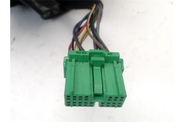 Recambio de retrovisor electrico izquierdo para volvo s80 berlina 2.5 t kinetic referencia OEM IAM 31297843  