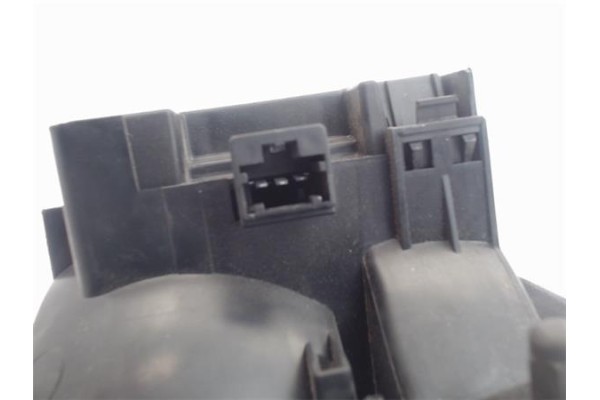 Recambio de piloto porton trasero derecho para honda accord berlina (cc/ce) referencia OEM IAM 23622600  