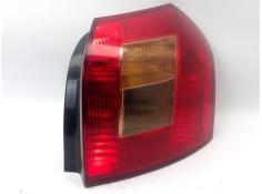 Recambio de piloto trasero derecho para toyota corolla (e12) 2.0 d-4d referencia OEM IAM 8155113610  