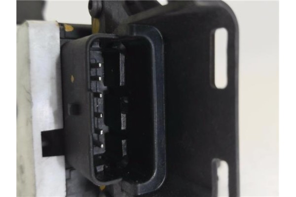 Recambio de cierre electromagnetico delantero izquierdo para peugeot 207 1.6 hdi referencia OEM IAM 9135V9  