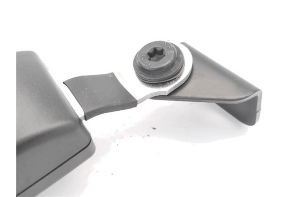 Recambio de anclaje cinturon trasero izquierdo para saab 9-3 berlina 1.9 tid referencia OEM IAM 12794563  