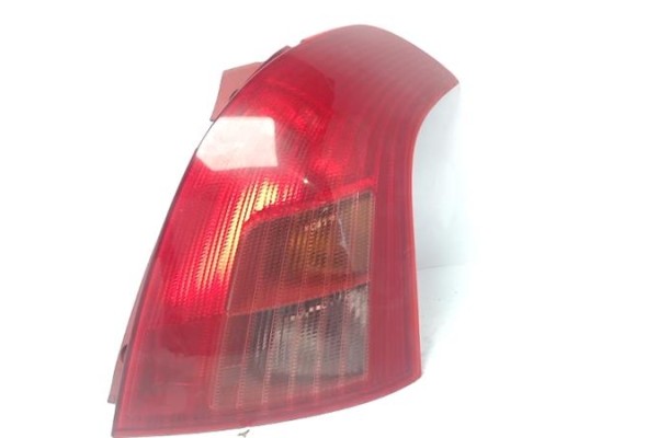 Recambio de piloto trasero derecho para suzuki swift iii (sg) 1.5 referencia OEM IAM 02010002  