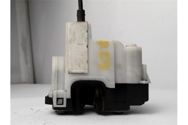 Recambio de cierre electromagnetico delantero izquierdo para fiat 500 1.3 d multijet referencia OEM IAM 805032F010  