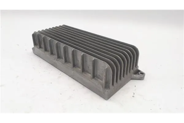 Recambio de amplificador sonido para audi a6 avant (4f5) 2.8 fsi referencia OEM IAM 4f0910223h  