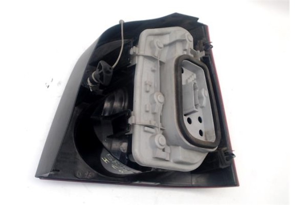 Recambio de piloto trasero izquierdo para volkswagen polo iv (9n1) 1.4 tdi referencia OEM IAM 6Q6945095G 6Q6945095B 