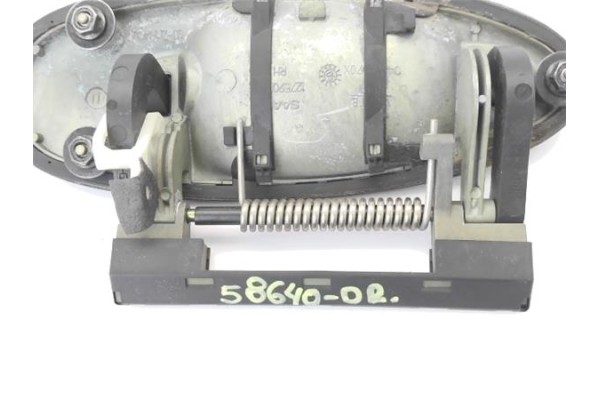 Recambio de maneta exterior delantero derecha para saab 9-3 berlina 1.9 tid referencia OEM IAM 32015410  