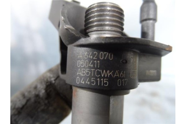 Recambio de inyector para jeep gr.cherokee iii (wh)(2005) 3.0 crd limited [3,0 ltr. - 160 kw crd cat] referencia OEM IAM A642070