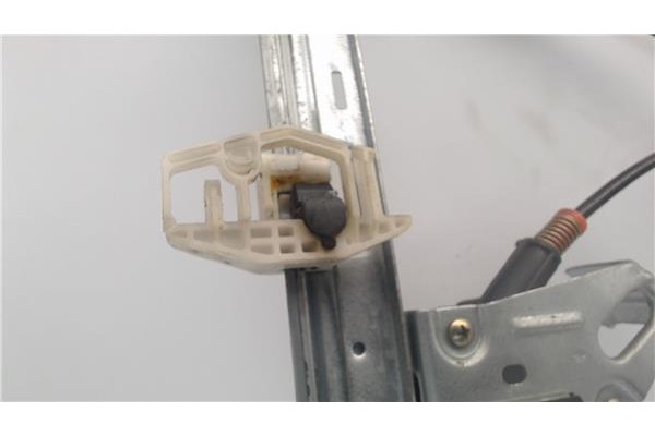 Recambio de mecanismo elevalunas delantero izquierdo para peugeot 206 referencia OEM IAM   