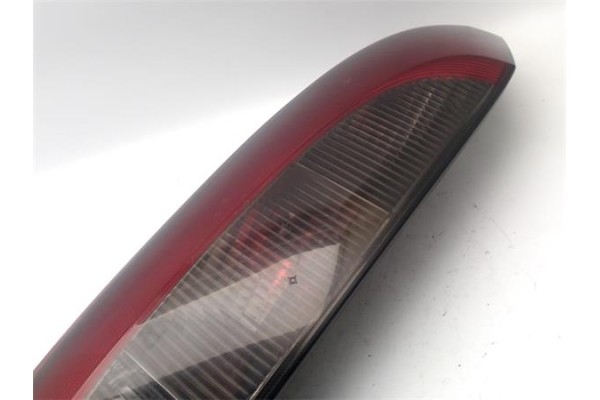 Recambio de piloto trasero izquierdo para opel corsa c 1.2 cosmo referencia OEM IAM 1222000 9114336 