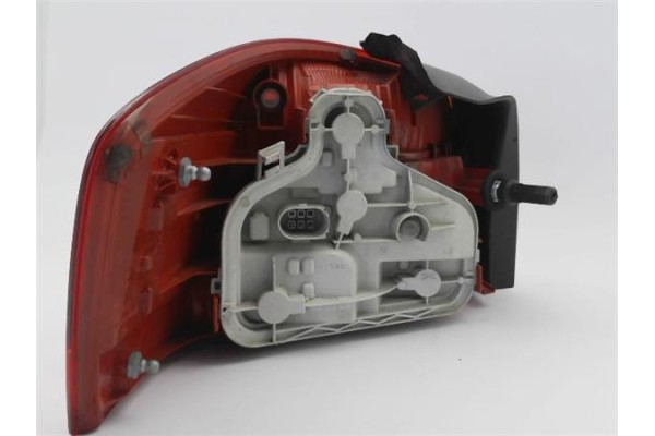Recambio de piloto trasero derecho para audi a3 (8p1) 2.0 tdi 16v referencia OEM IAM 8P0945096  