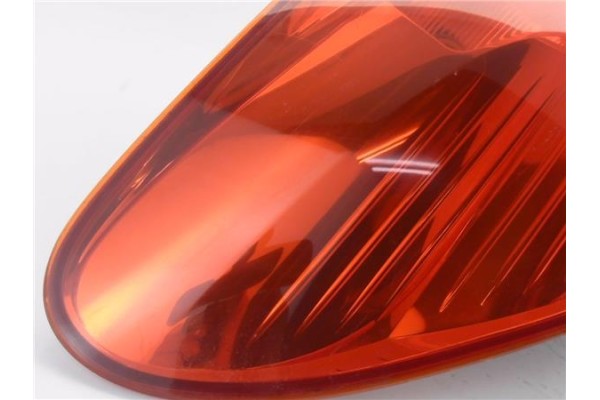 Recambio de piloto trasero izquierdo para peugeot 207 1.6 hdi referencia OEM IAM 6350Y7  