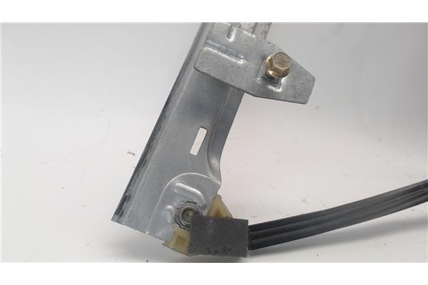 Recambio de mecanismo elevalunas delantero derecho para citroen xsara picasso referencia OEM IAM 0130821900  