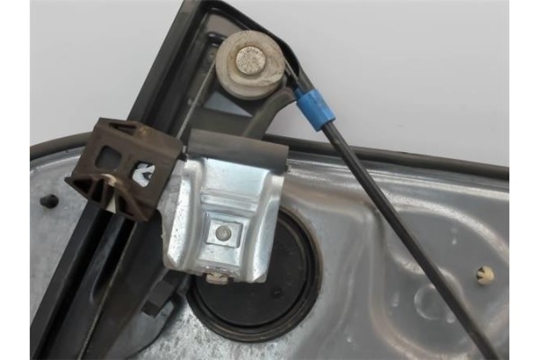 Recambio de elevalunas electrico delantero izquierdo para seat ibiza (6l1) 1.8 f.r. referencia OEM IAM 6L4837751BG 6L4837755T 