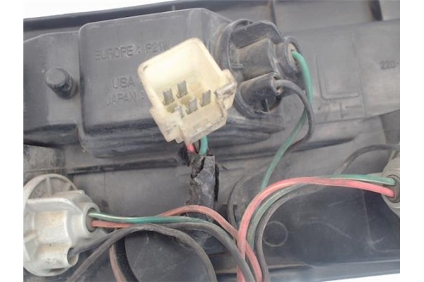 Recambio de piloto trasero izquierdo para suzuki swift berlina (sf/ea) referencia OEM IAM 22032283  