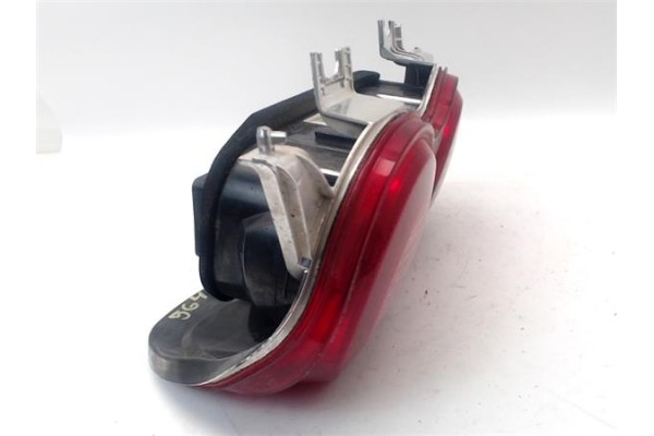 Recambio de piloto trasero derecho para smart fortwo coupe 0.8 fortwo coupe cdi (33kw) (451.300) referencia OEM IAM A4518200264 