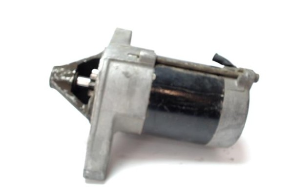 Recambio de motor arranque para toyota yaris (ksp9/scp9/nlp9) 1.0 básico referencia OEM IAM 2810023020 8EA011610741 281000J010 ,