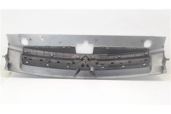 Recambio de rejilla capo para citroen berlingo combi referencia OEM IAM 9644757977  