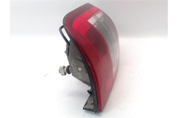 Recambio de piloto trasero izquierdo para opel zafira a 2.2 dti 16v referencia OEM IAM 1222075 62280 