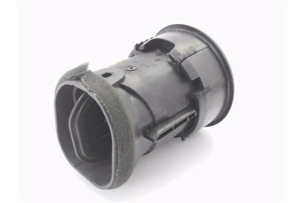 Recambio de rejilla entrada de aire para audi a3 (8p1) 2.0 tdi 16v referencia OEM IAM 8P3807647  