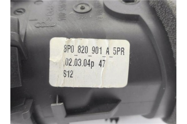 Recambio de rejilla entrada de aire para audi a3 (8p1) 2.0 tdi 16v referencia OEM IAM 8P3807647  