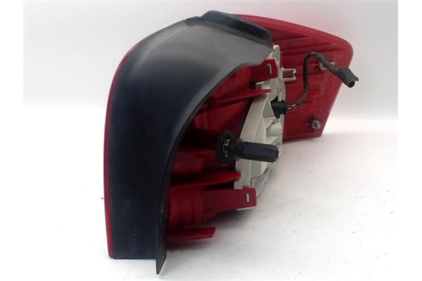 Recambio de piloto trasero izquierdo para audi a3 (8p1) 1.6 ambiente referencia OEM IAM 8P0945095  