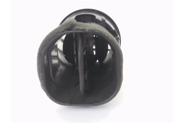 Recambio de rejilla entrada de aire para audi a3 (8p1) 2.0 tdi 16v referencia OEM IAM 8P3807647  