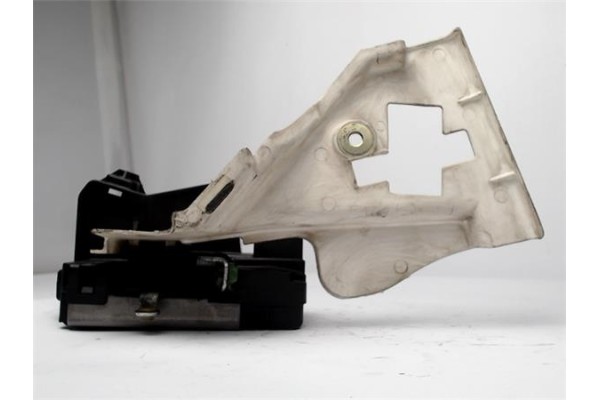Recambio de cierre electromagnetico delantero izquierdo para opel zafira a 2.0 dti 16v referencia OEM IAM 133140  